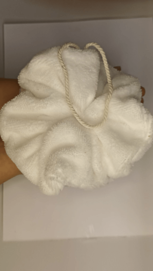 Fleur de douche en bambou