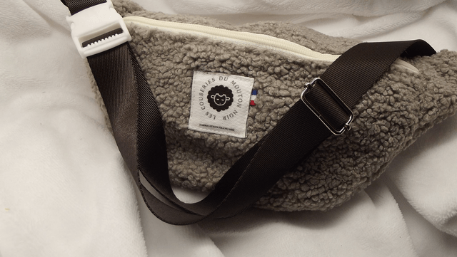 Sac banane tissu bouclette gris